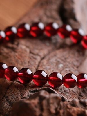 desc_19 Himalayan Soul | Seeds of the Earth Deep Wine-Red Natural Garnet Multi-Wrap Bracelet — A Timeless Companion of Purity